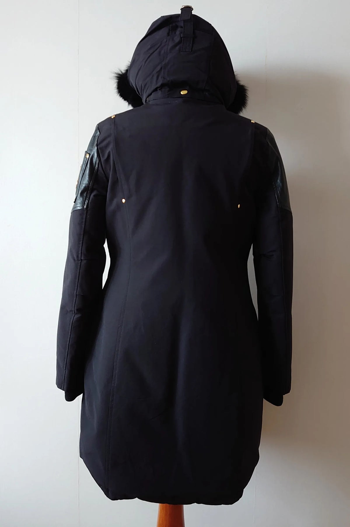 Moose Knuckles Gold Series Puffer jacket